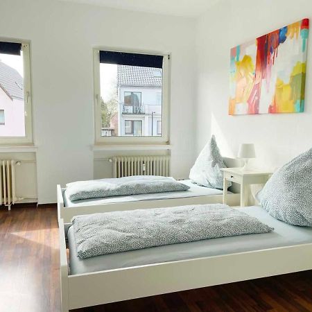 Apartment With 3 Rooms In Huerth Exterior photo