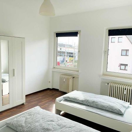 Apartment With 3 Rooms In Huerth Exterior photo