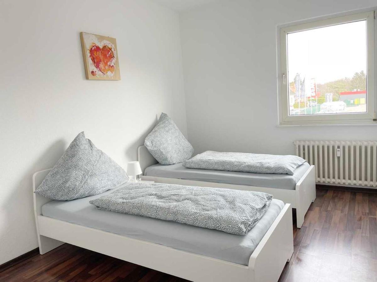 Apartment With 3 Rooms In Huerth Exterior photo
