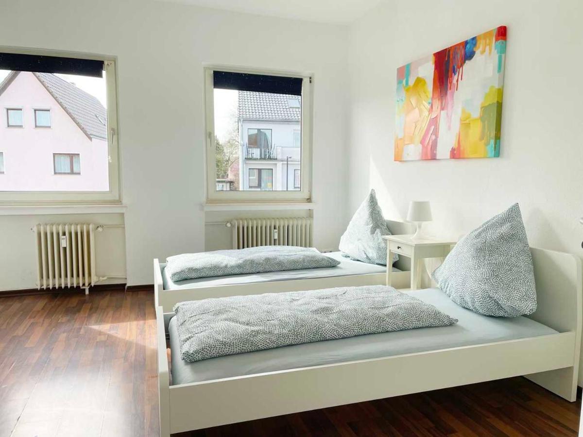 Apartment With 3 Rooms In Huerth Exterior photo