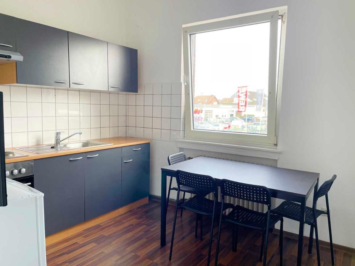 Apartment With 3 Rooms In Huerth Exterior photo